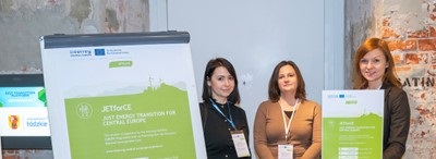 JETforCE team from the Lodzkie Region by the project’s stand at the JTP Groundwork conference.