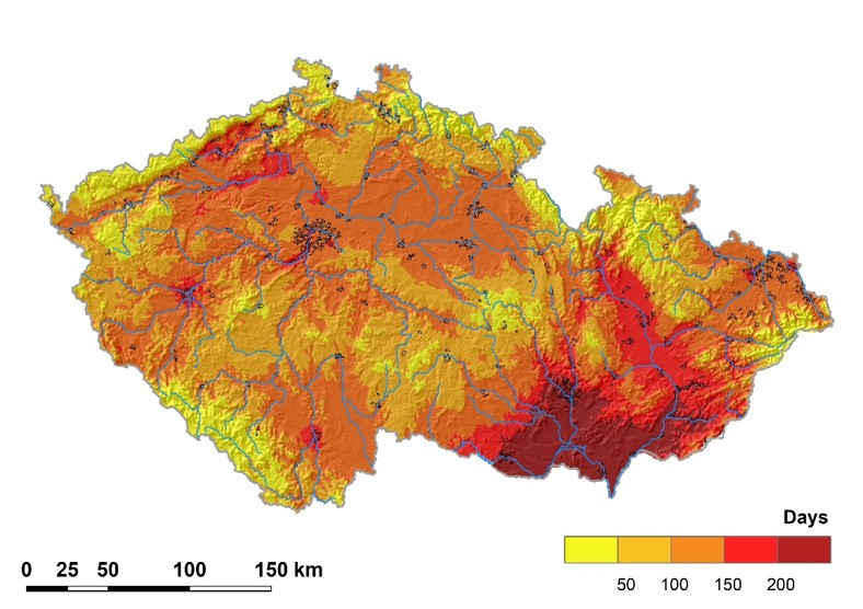 Relationships between heat waves and soil drought in the Czech Republic