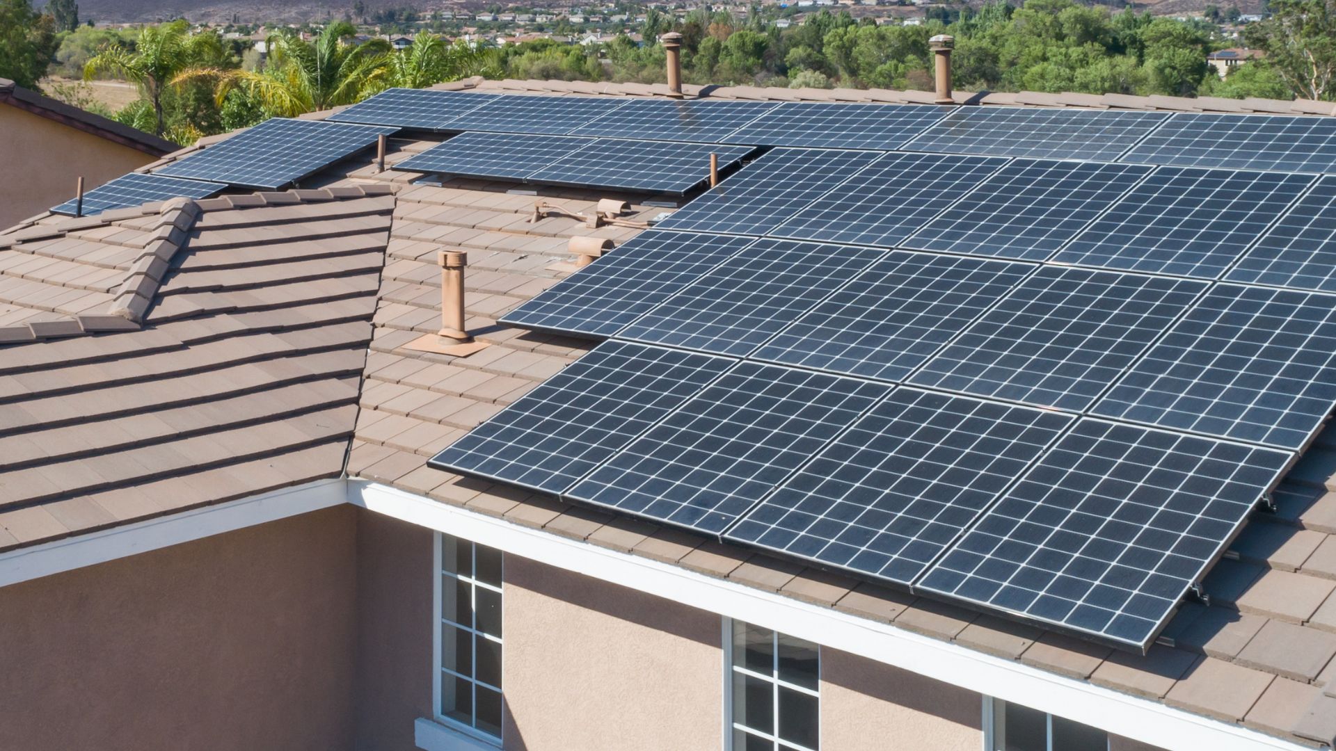 Reducing barriers for prosumers of solar energy in cities - Interreg ...