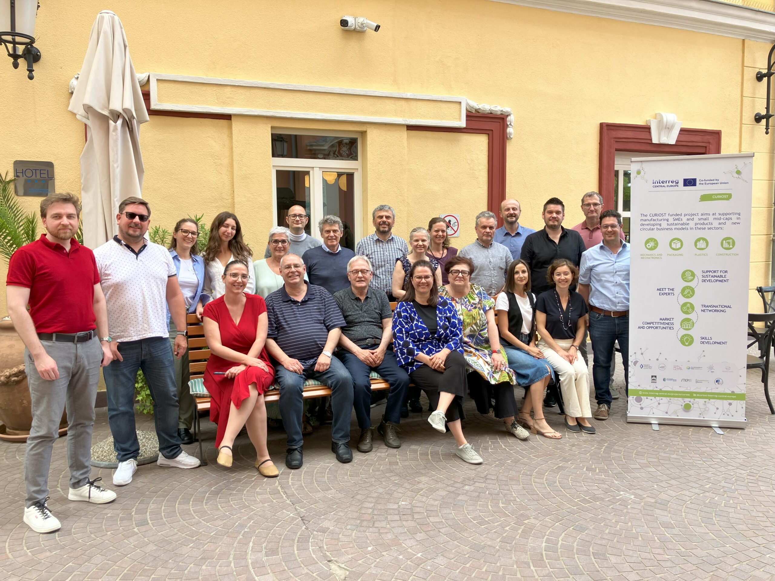 CURIOST meeting group photo
