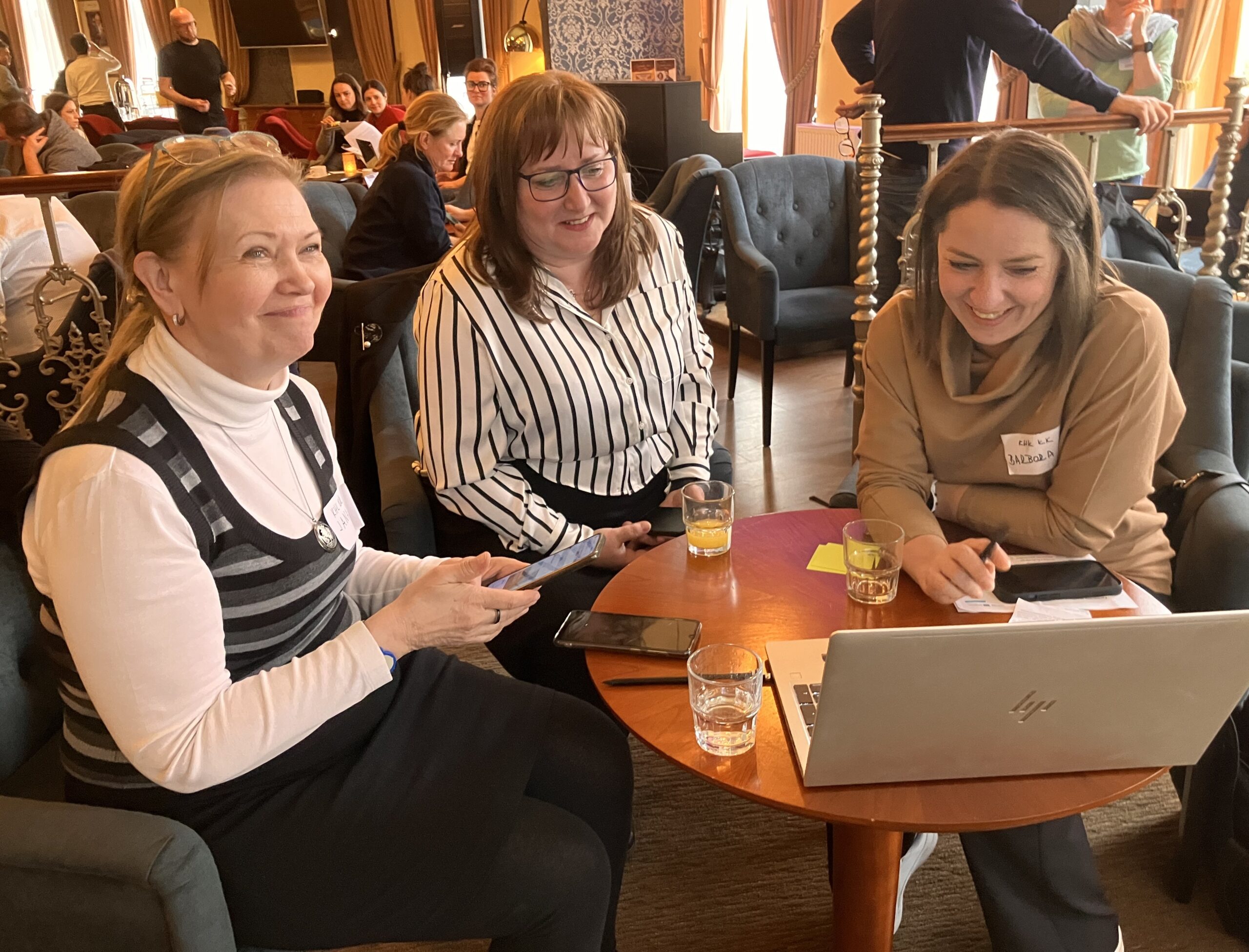 Partners and focus group members working on regional campaign concepts for soft skill development in non-metropolitan industrial regions.