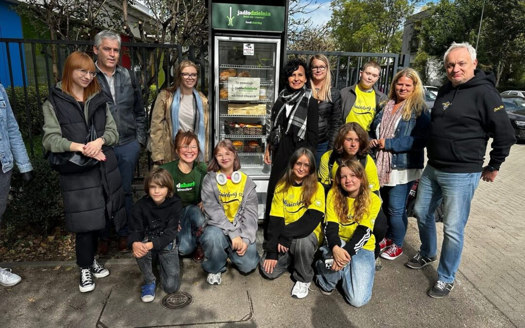 Food sharing spot at Wrocław’s school!