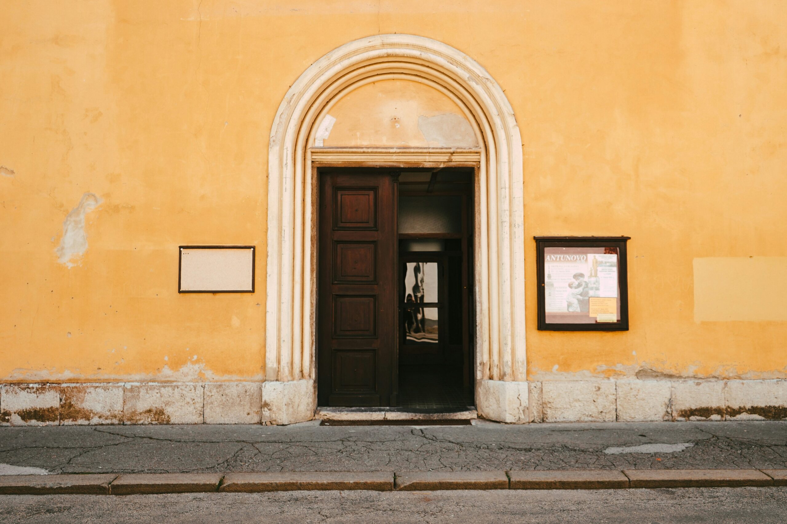 Karlovac gate to historic building