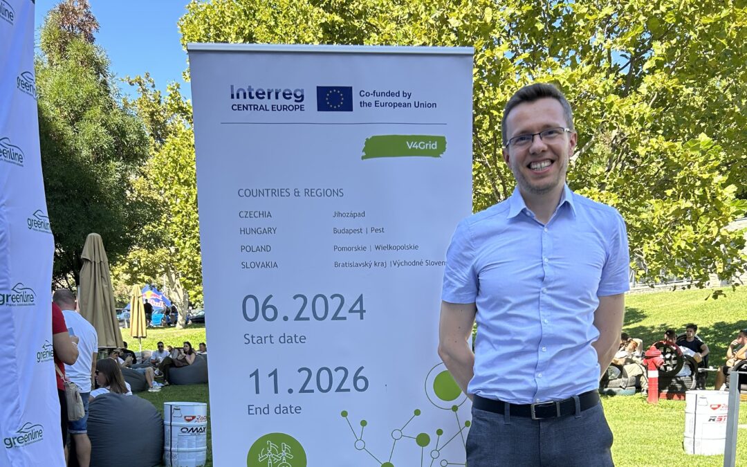 Bringing V2G to the Fast Lane: V4grid at the Red Bull Showrun