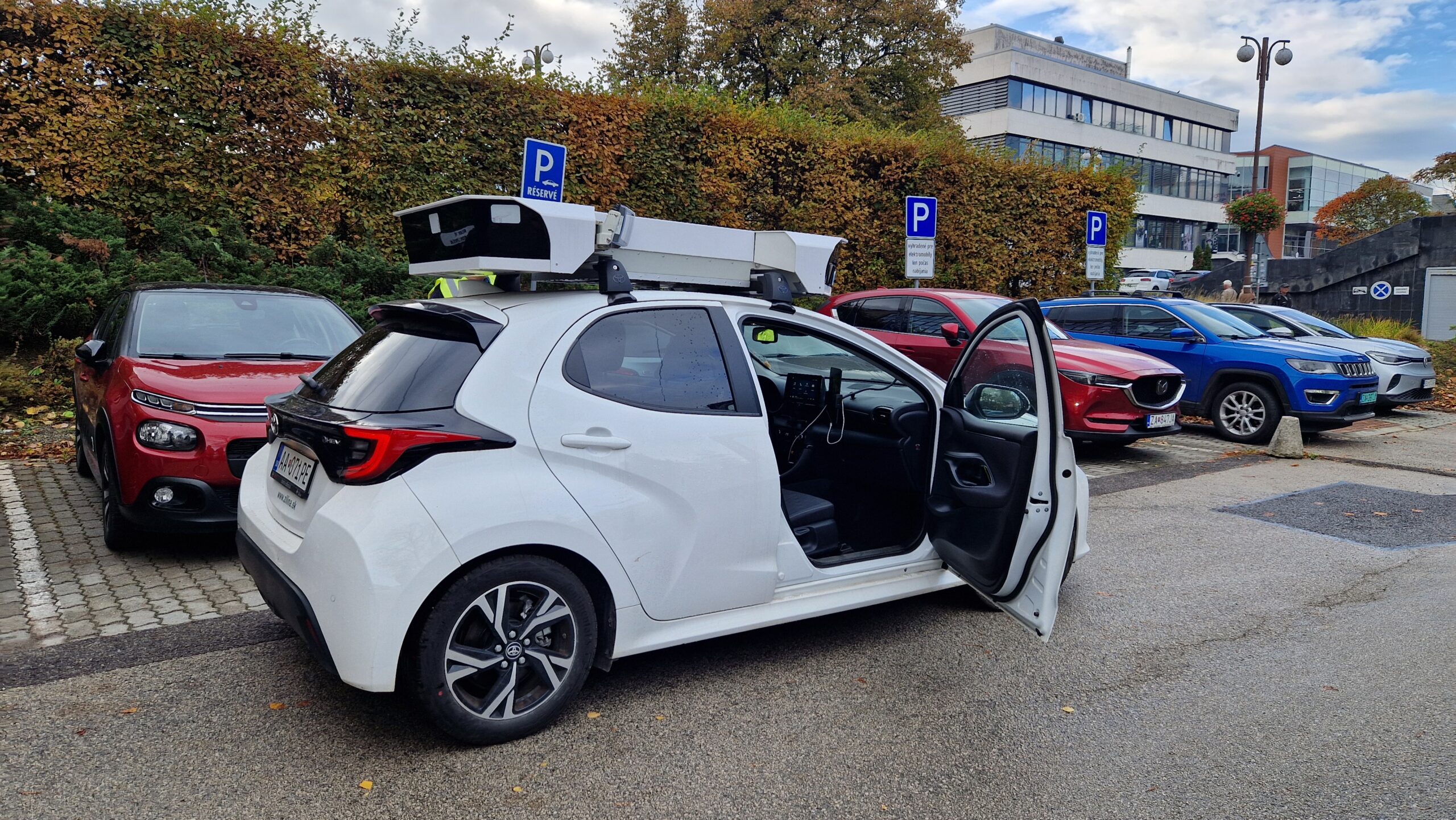 Scanning car in Zilina, photo: Mobilissimus