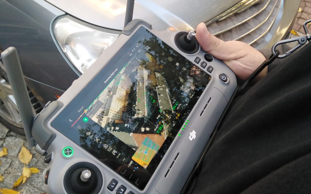 Scanning and drone surveys of a courtyard in Łódź within the RE-PUBLIC SPACES project