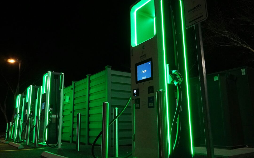 Planning hydrogen networks that connect across borders